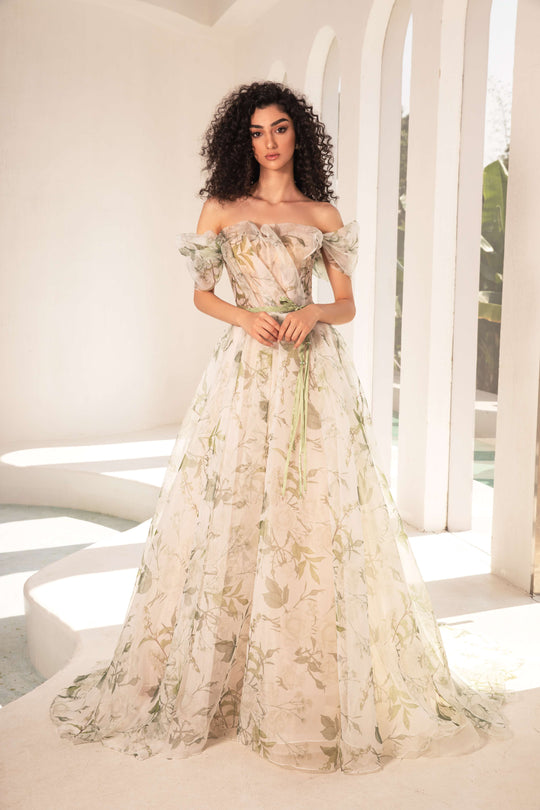 Chic Nostalgia Vanna