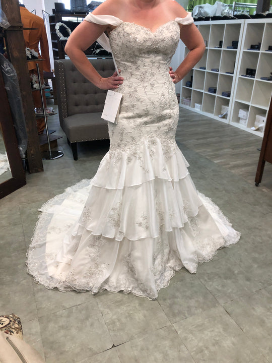 Christina Rossi 4193