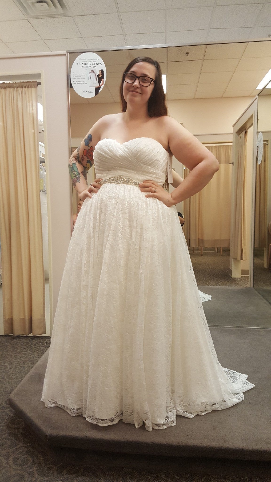 David's Bridal Sweetheart Plus Size Ball Gown 9WG3829