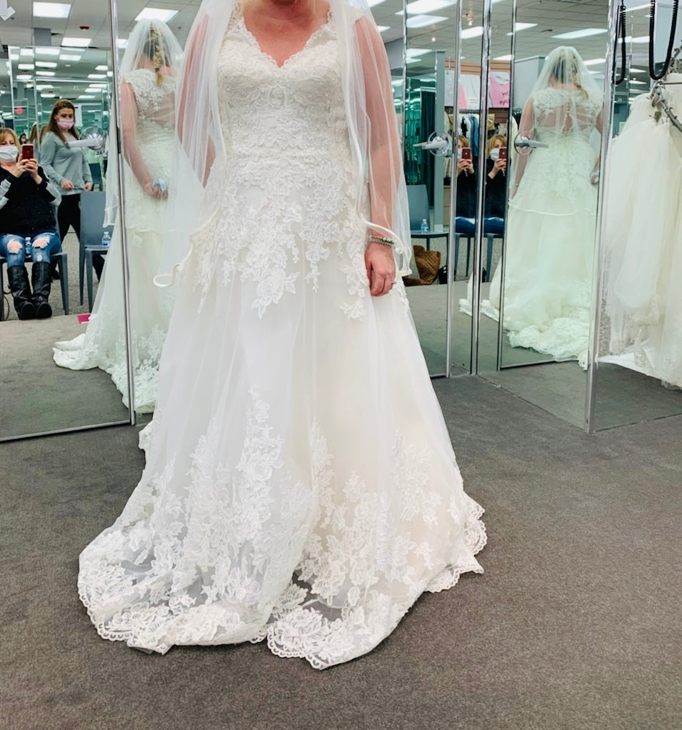 Bridal Collection David Bridal Wedding Gowns David's Bridal, AI13030173 New Wedding Dress Save 36% Stillwhite Bridal Collection David Bridal Wedding Gowns David's Bridal, AI13030173 New Wedding Dress Save 36% Stillwhite