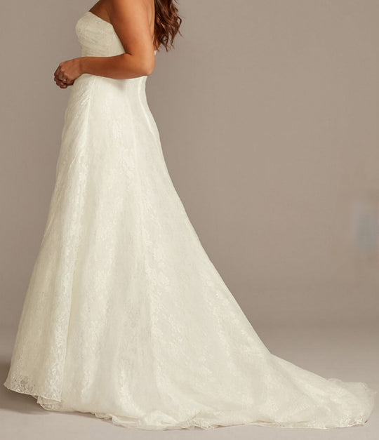 David's Bridal Strapless Aline9WG3805