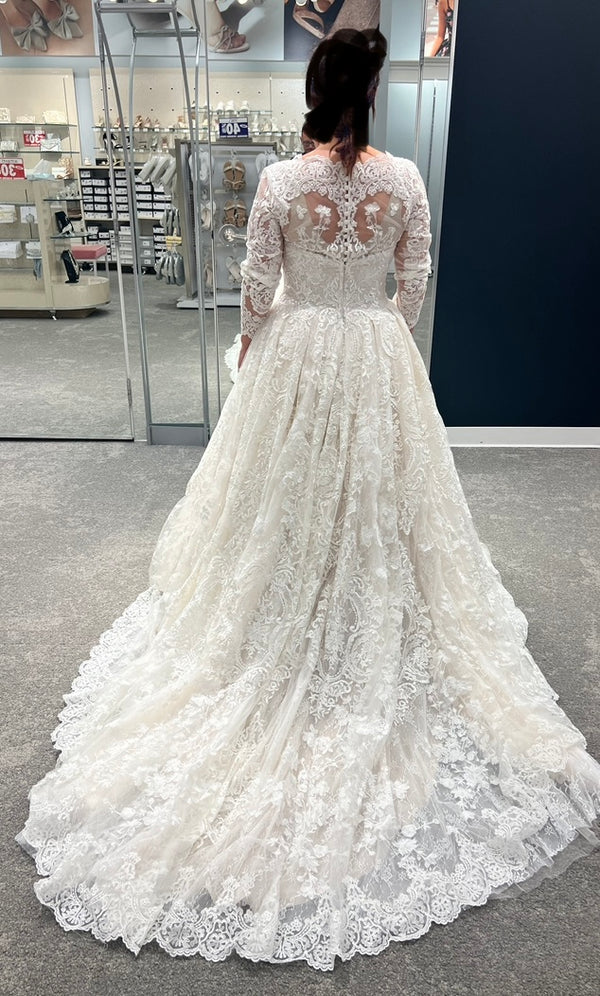 david bridal long sleeve wedding dress Illusion Sleeve Wedding David's Bridal Illusion Dress Illusion V-Neck Long Sleeve Lace Wedding Gown David's Bridal