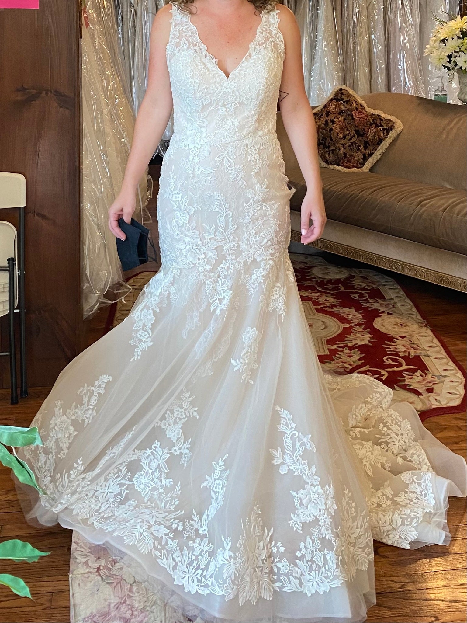 Demetrios 200108 - Main Image