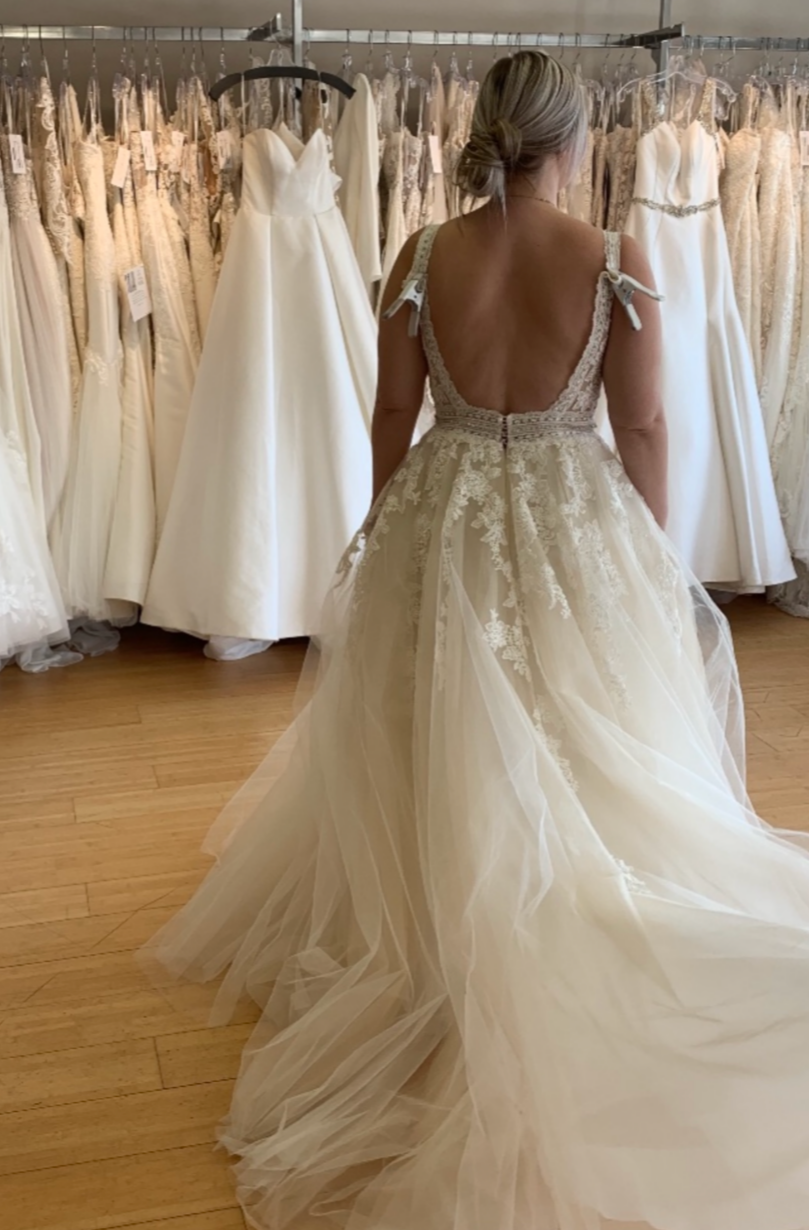 Enzoani Lavender Nearly Newlywed