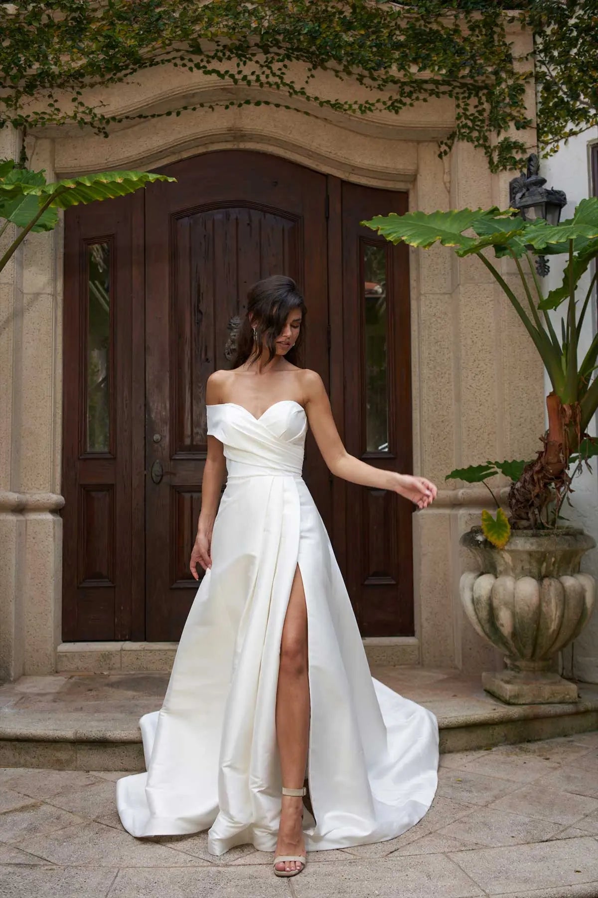 Essense of Australia D3570  Nearly Newlywed
