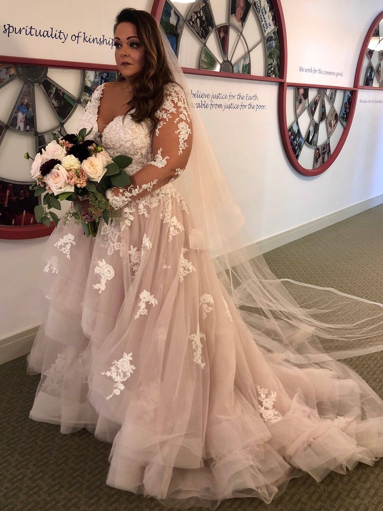 Essense of Australia D2186+ – Nearly Newlywed