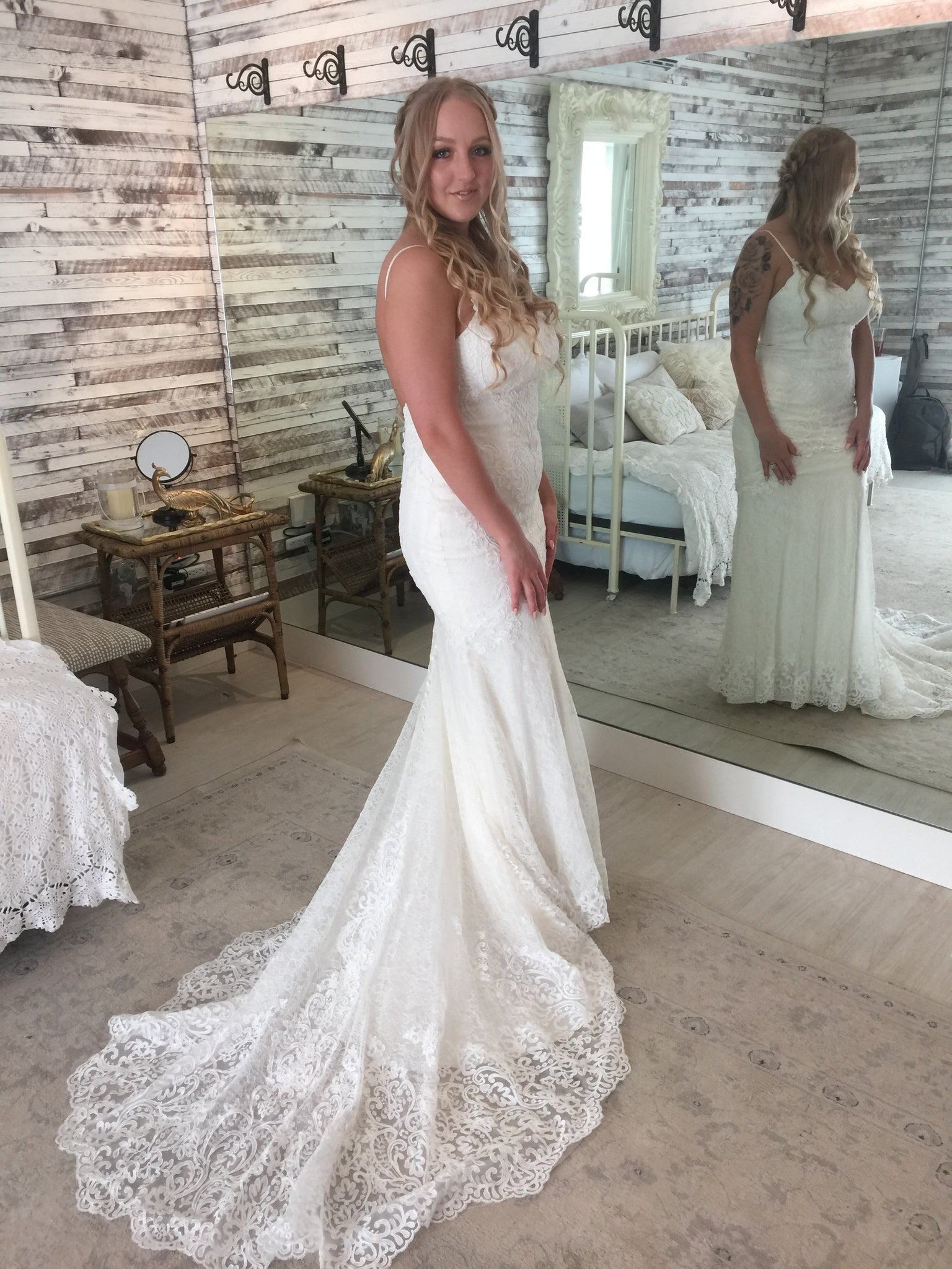 Essense of Australia D1934