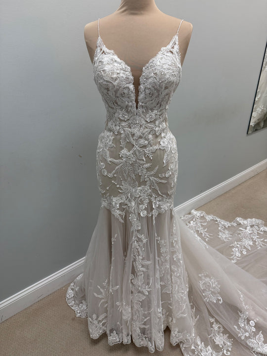 Essense of Australia D2770