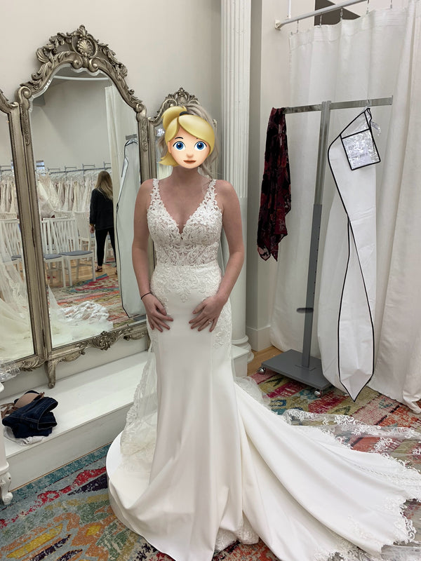 Essense of Australia Tulle Illusion in Ivory D2679 – Nearly Newlywed