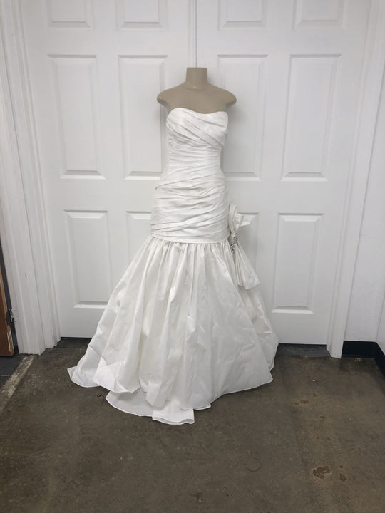 Exclusive Bridals 2406