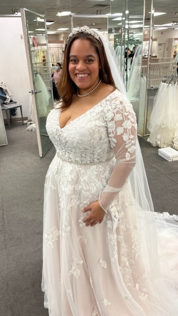 Illusion sleeve plunging ball gown wedding wholesale dress galina signature  - Official Online Store