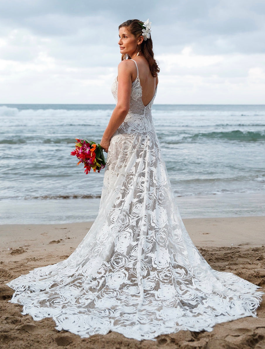 Grace loves lace rosa wedding dress | Beachweddingtips.com