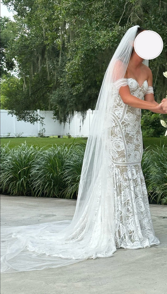 Grace Loves Lace Palm