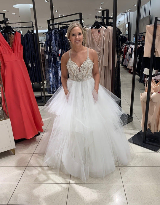 Hayley Paige Jax 6763