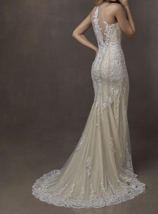 Jacquelin Exclusive 19080