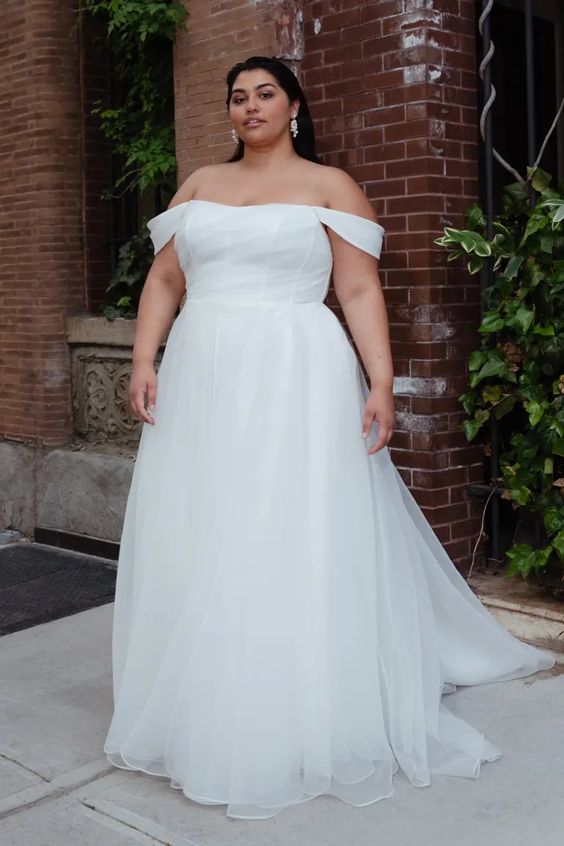 jenny yoo bridesmaid dress sizing Deep V Neck See Through Long Sleeves Sparkly Wedding Dress TN273 – Tirdress