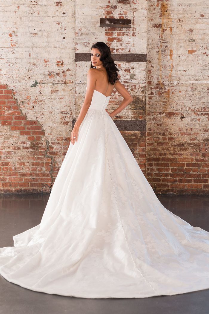 Justin Alexander Signature 9858 Nearly Newlywed