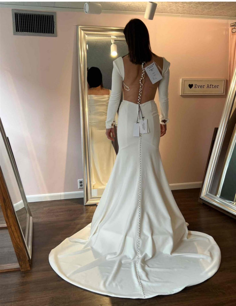 Justin Alexander Norma 99244 – Nearly Newlywed