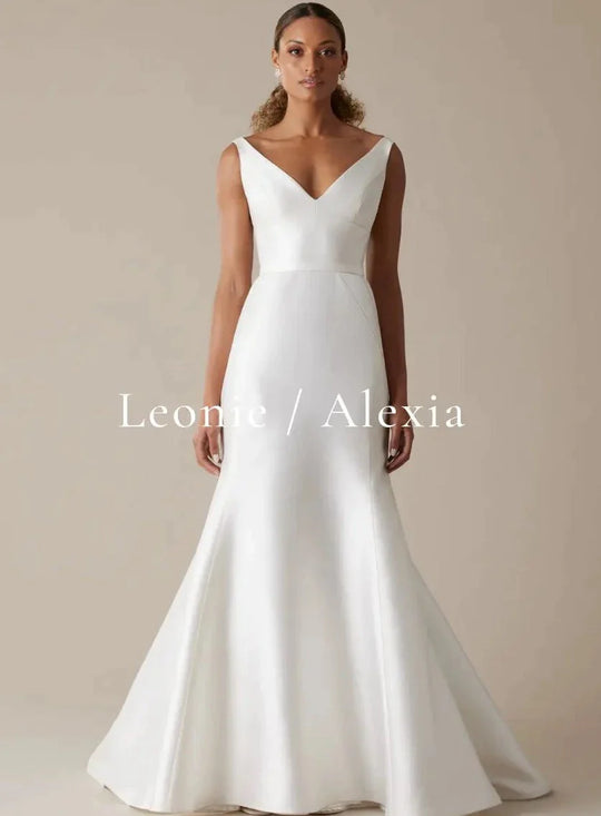 Karen Willis Holmes Leonie Alexia