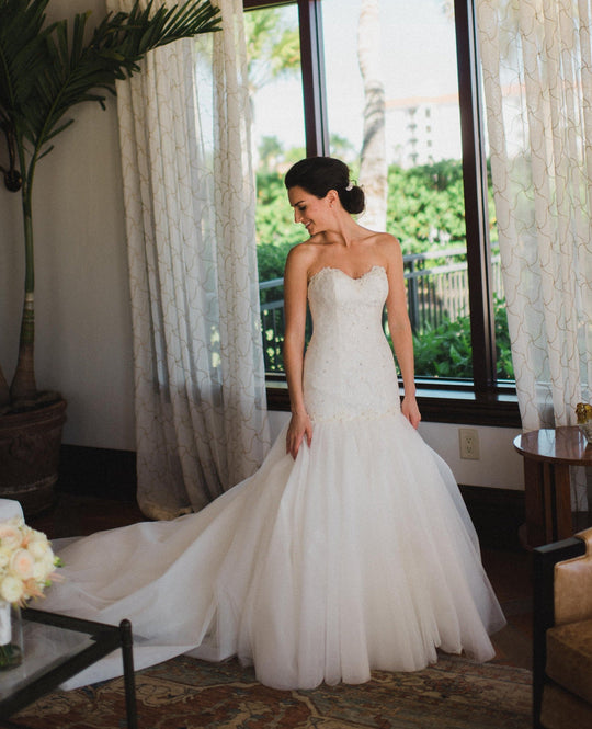 Kelly Chase Glamorous V1012