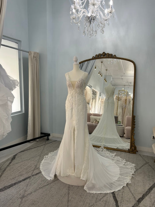 Kelly Faetanini Milan- unlined