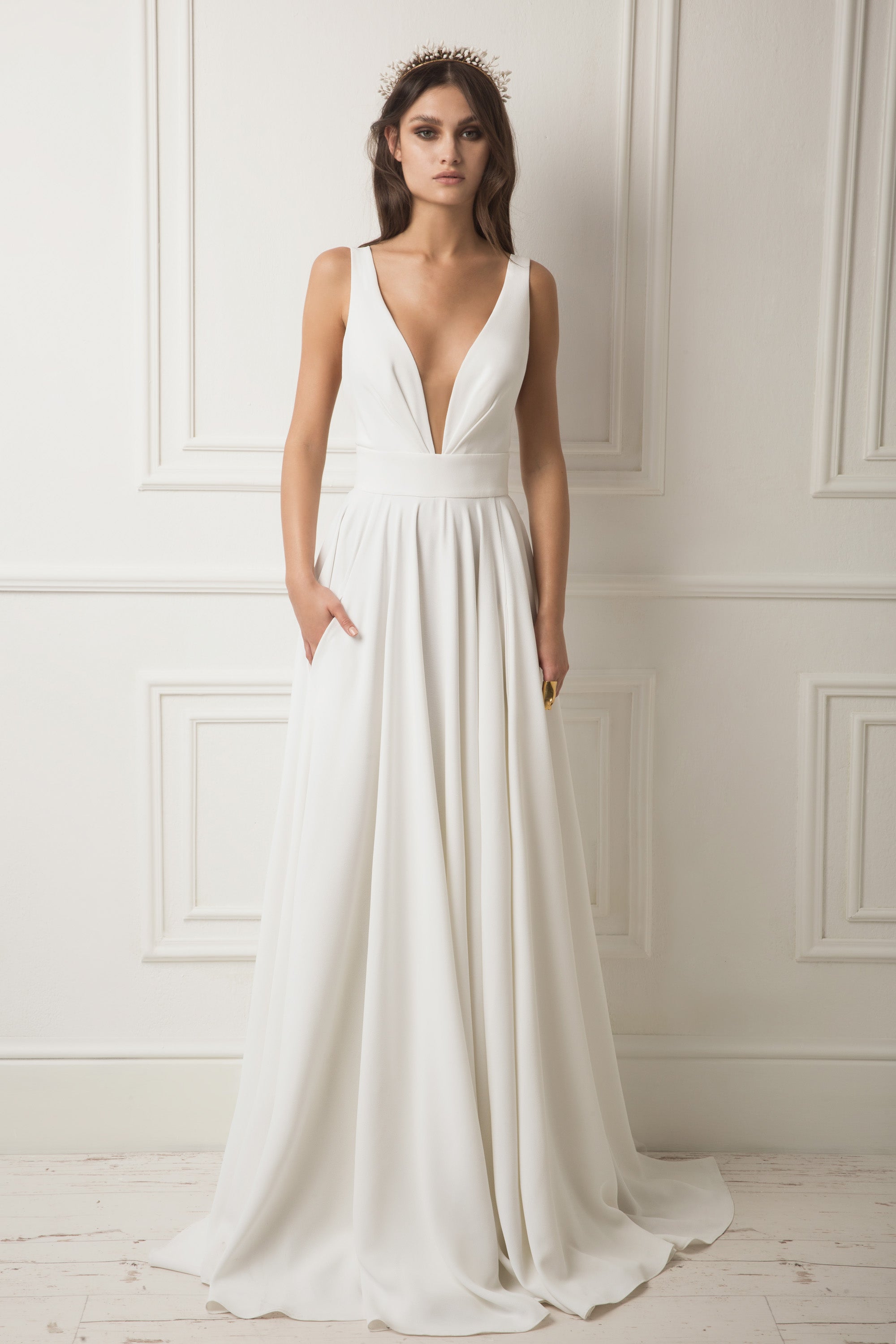 Lihi Hod Julia – Nearly Newlywed - Main Image