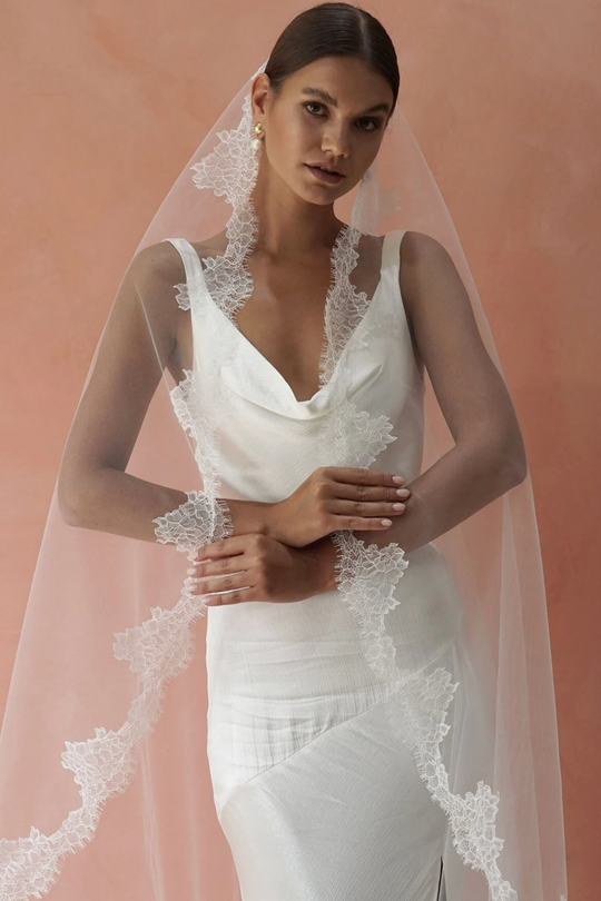 Madeleine Fig MadameTulle CELINE I Lace Mantilla Veil