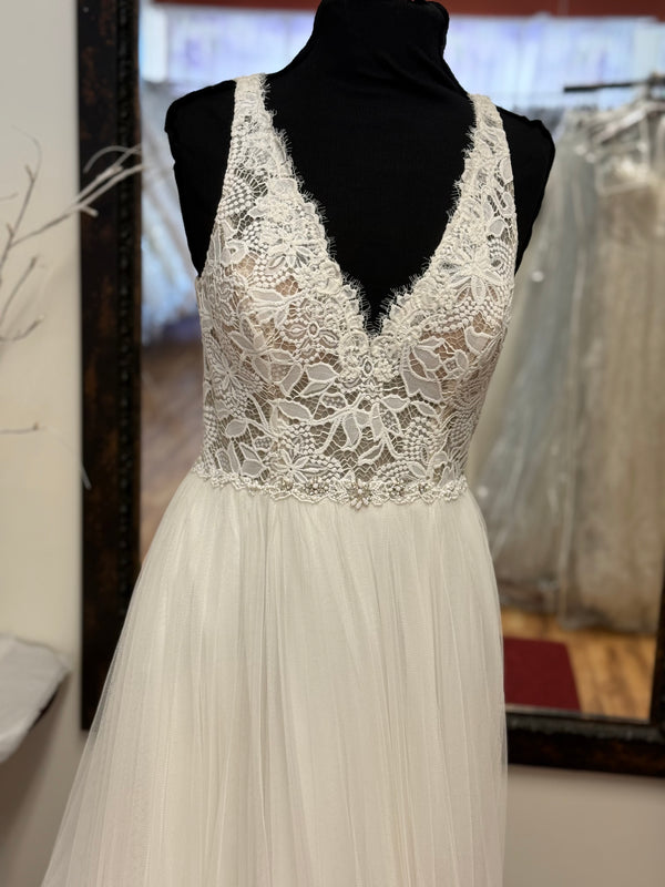 Maggie Sottero Connie – Nearly Newlywed - Main Image