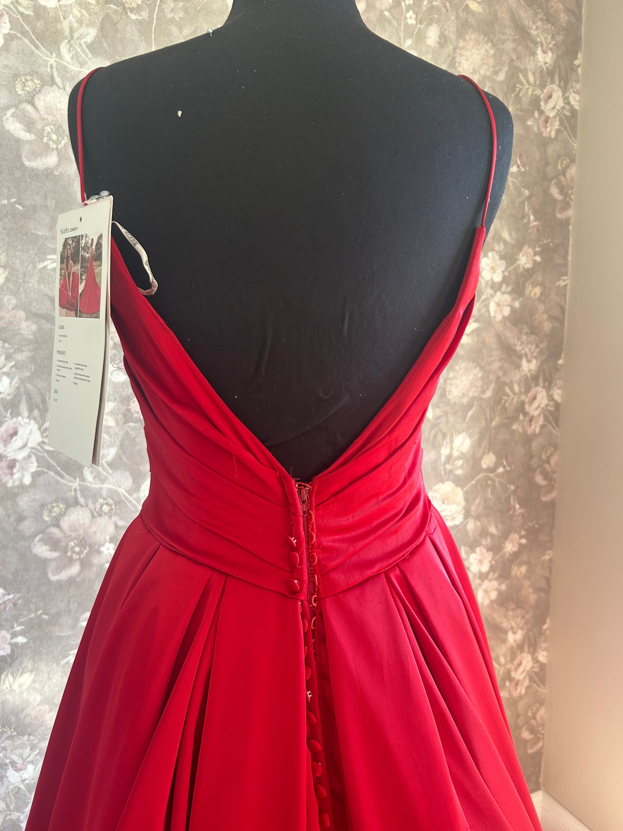 Maggie Sottero Scarlet 22MW971B01  Nearly Newlywed