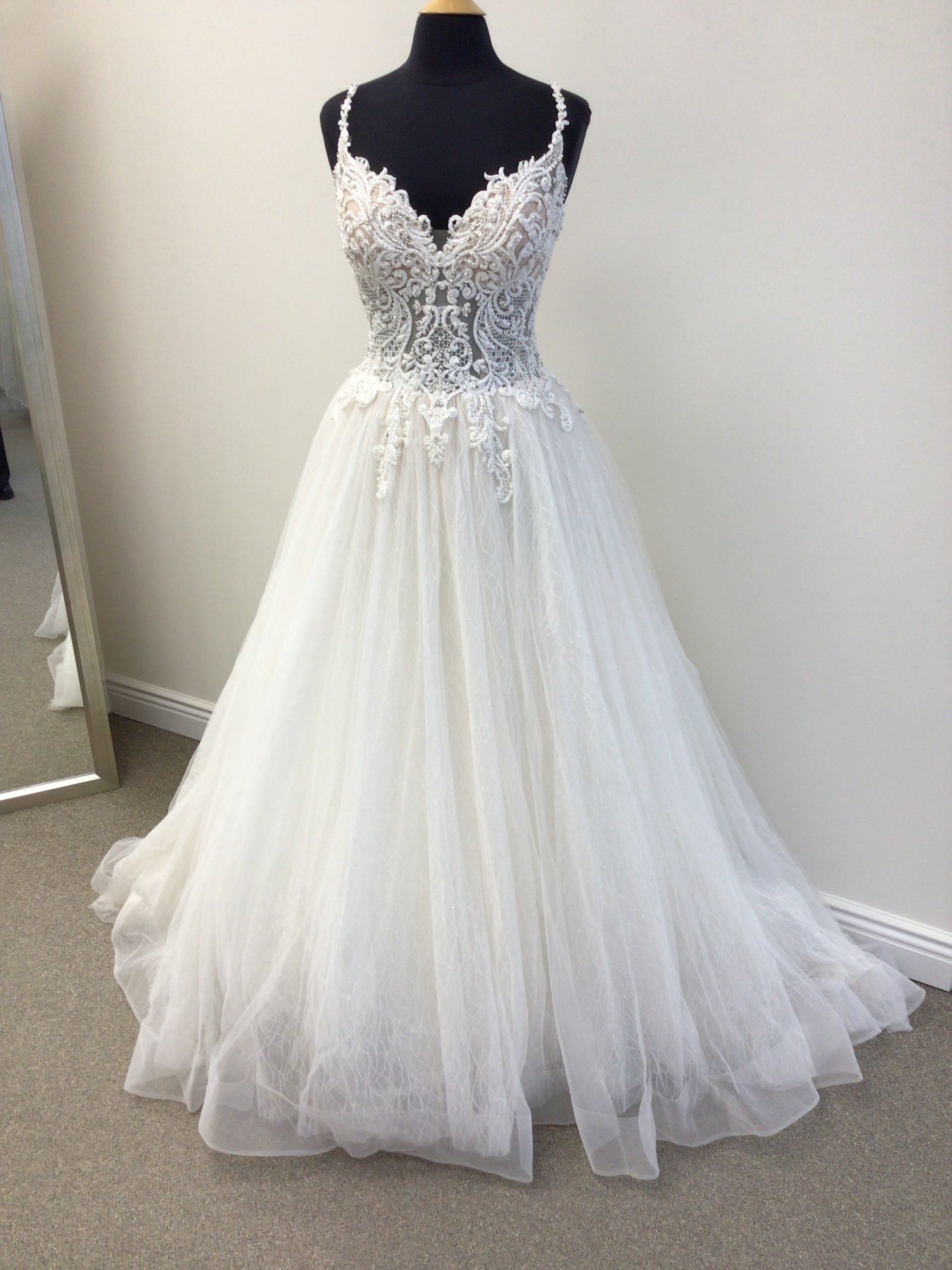 Maggie Sottero Tate Nearly Newlywed Maggie Sottero Tate Nearly Newlywed