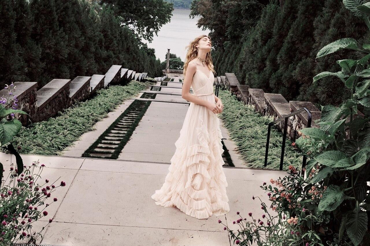 Marchesa notte マルケッサ ハート　チュール Marchesa Notte Embroidered Floral Tulle A-Line Gown | Saks Fifth