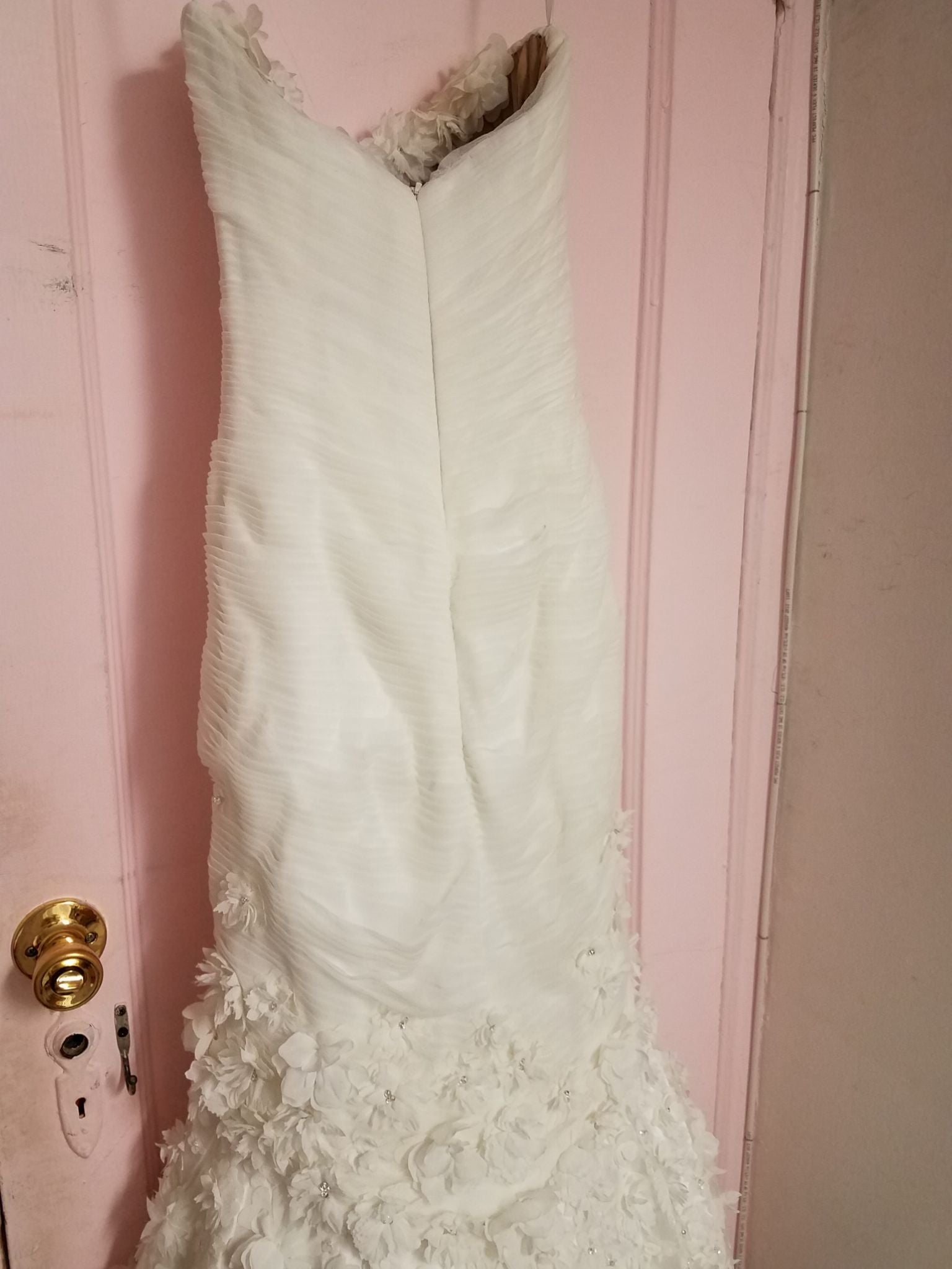 Mark Zunino MZBS1207/32670135 – Nearly Newlywed
