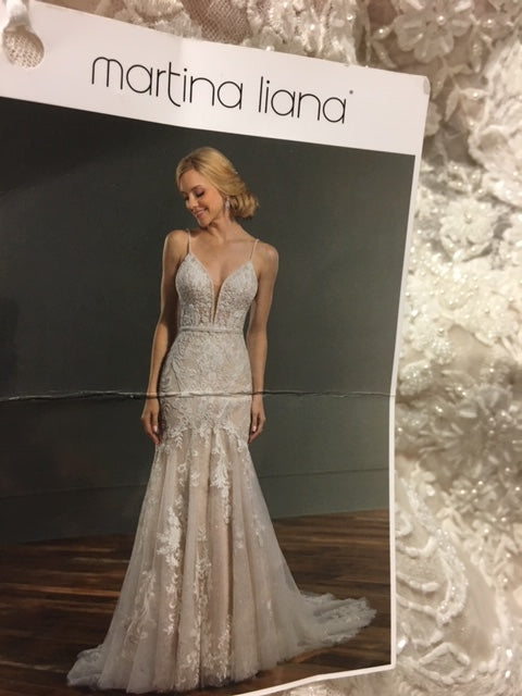 Martina Liana 1043