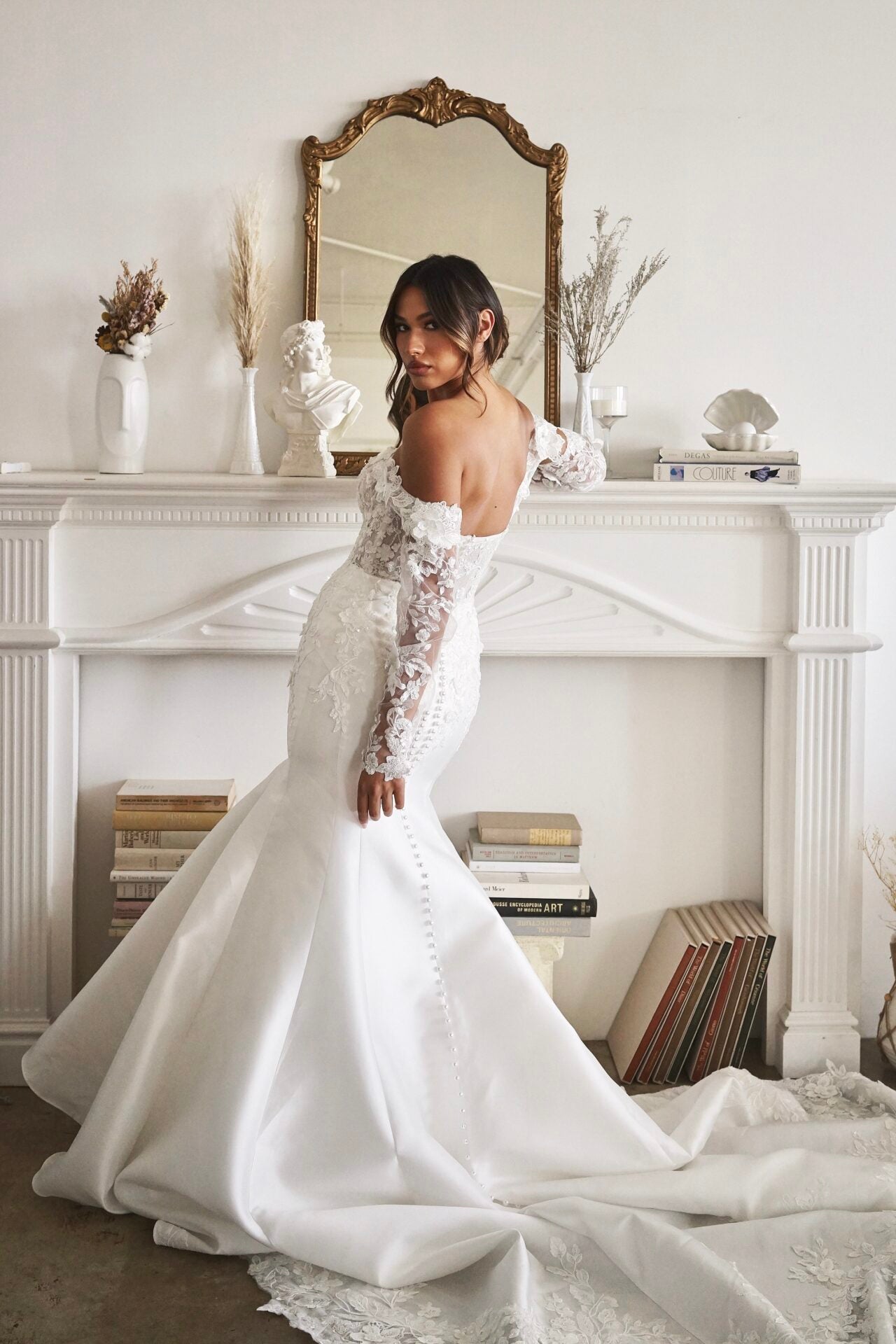 Martina Liana 1679 - Main Image