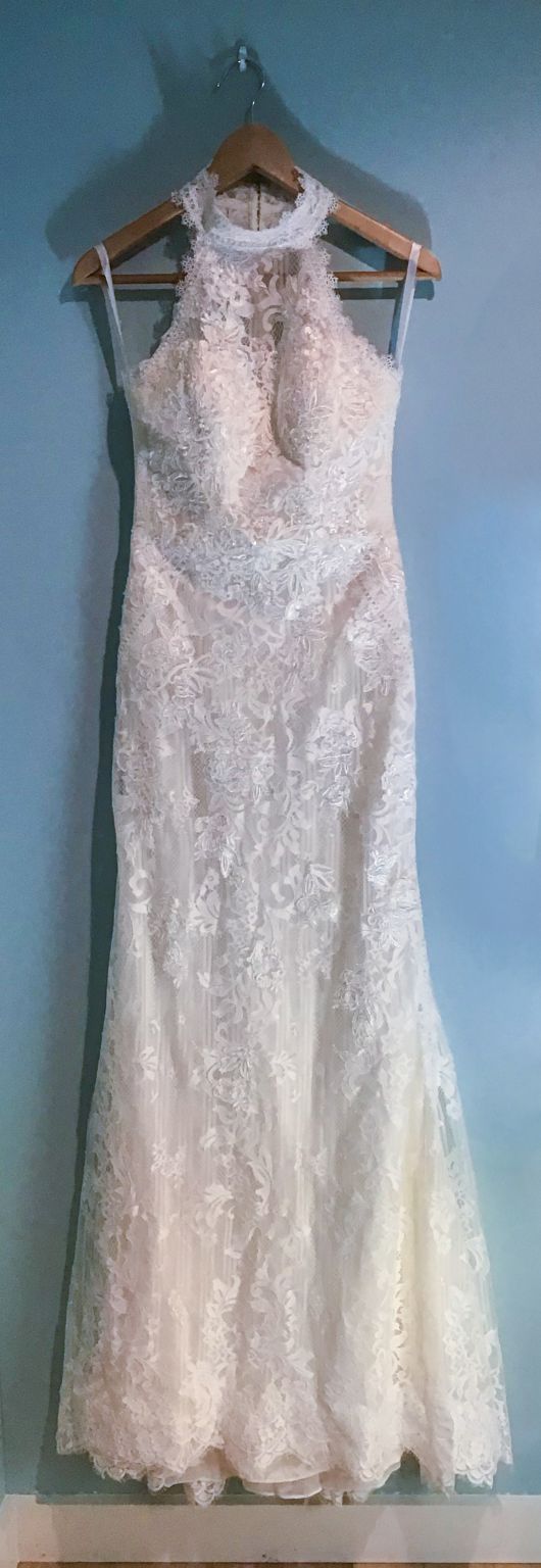 Melissa Sweet Lace High-neck Halter Sheath Dress MS251192