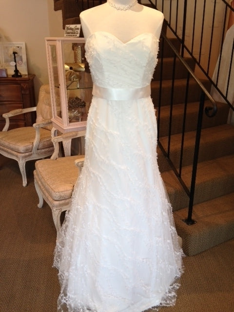 Modern Trousseau Hattie
