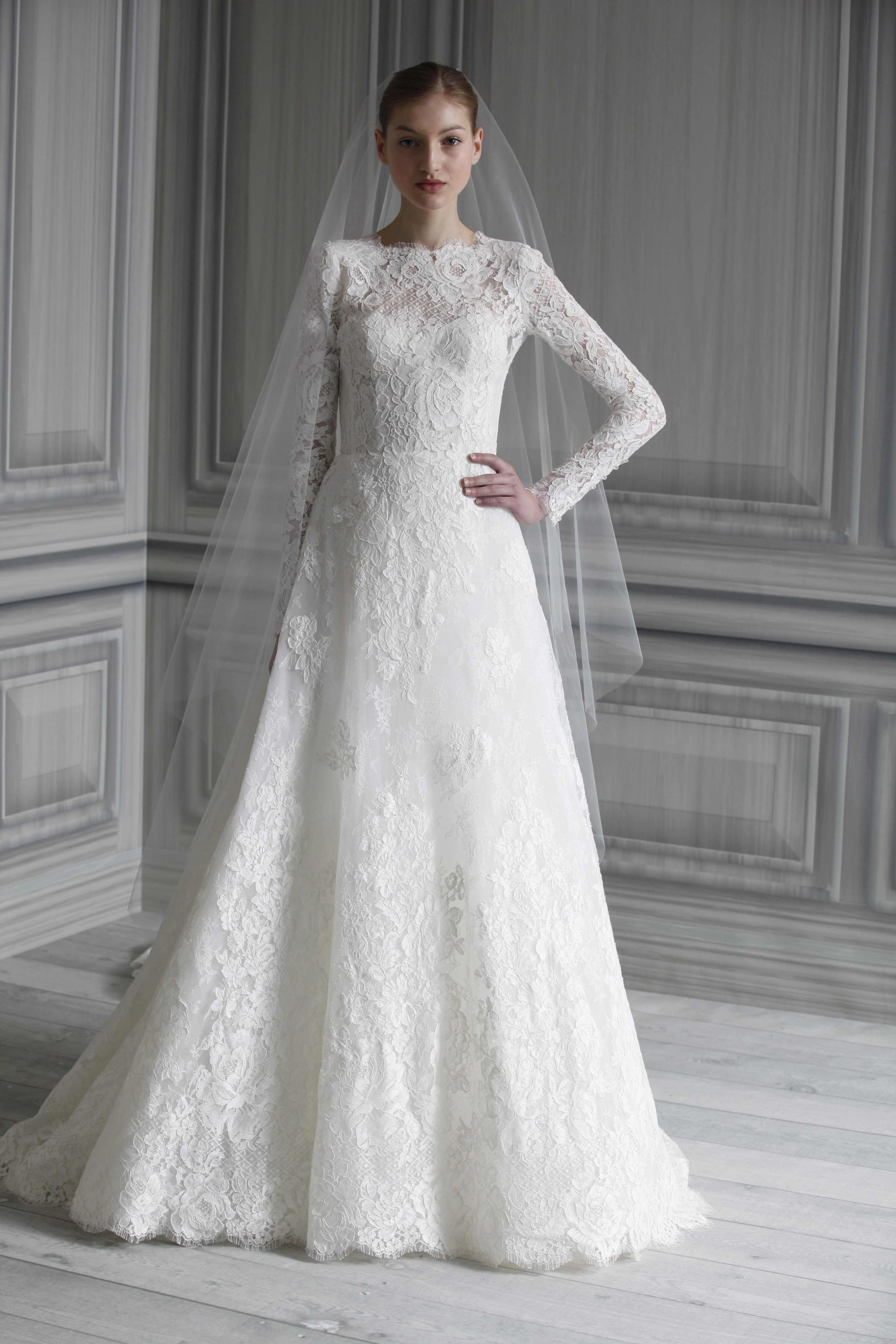 Lace Wedding Dress Designer Monique Lhuillier Monique Lhuillier