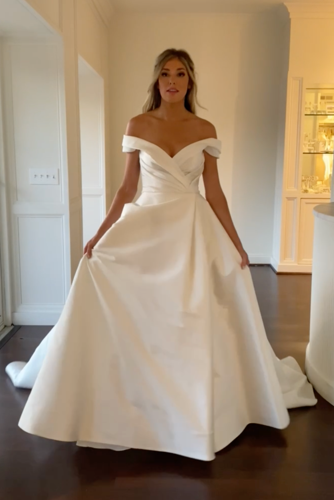 monique lhuillier off the shoulder wedding dress Monique Lhuillier BL21127 – Nearly Newlywed