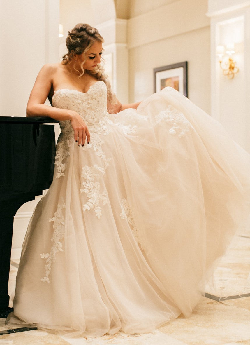 Monique Lhuillier Bliss BL17106 – Nearly Newlywed