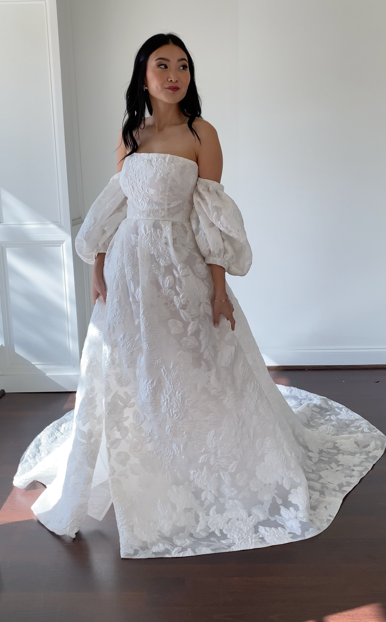 Monique Lhuillier Fernanda Nearly Newlywed Monique Lhuillier Fernanda Nearly Newlywed