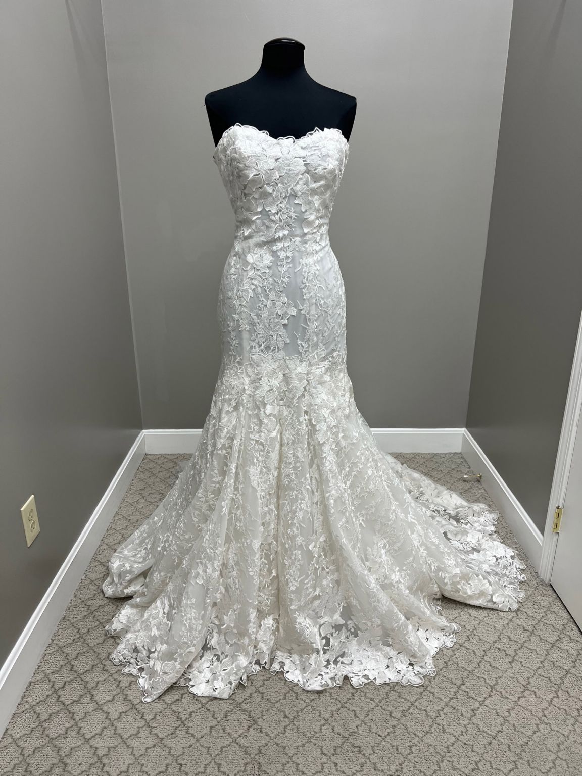 Monique Lhuillier＊ ウェディングドレス BL19210