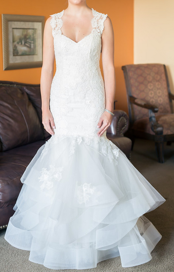 Monique Lhuillier Bliss / Lace & Tulle Mermaid Dress
