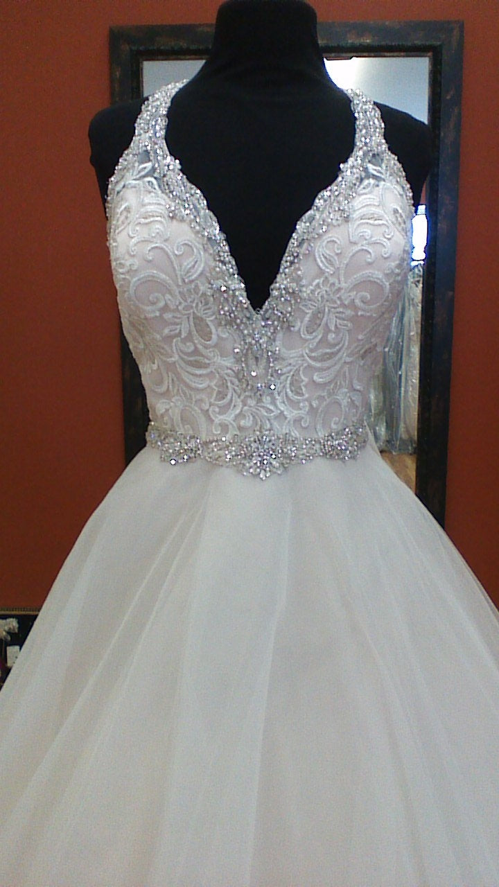 Mori Lee 8119 – Nearly Newlywed