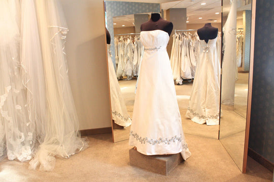 No Ordinary Bride 808