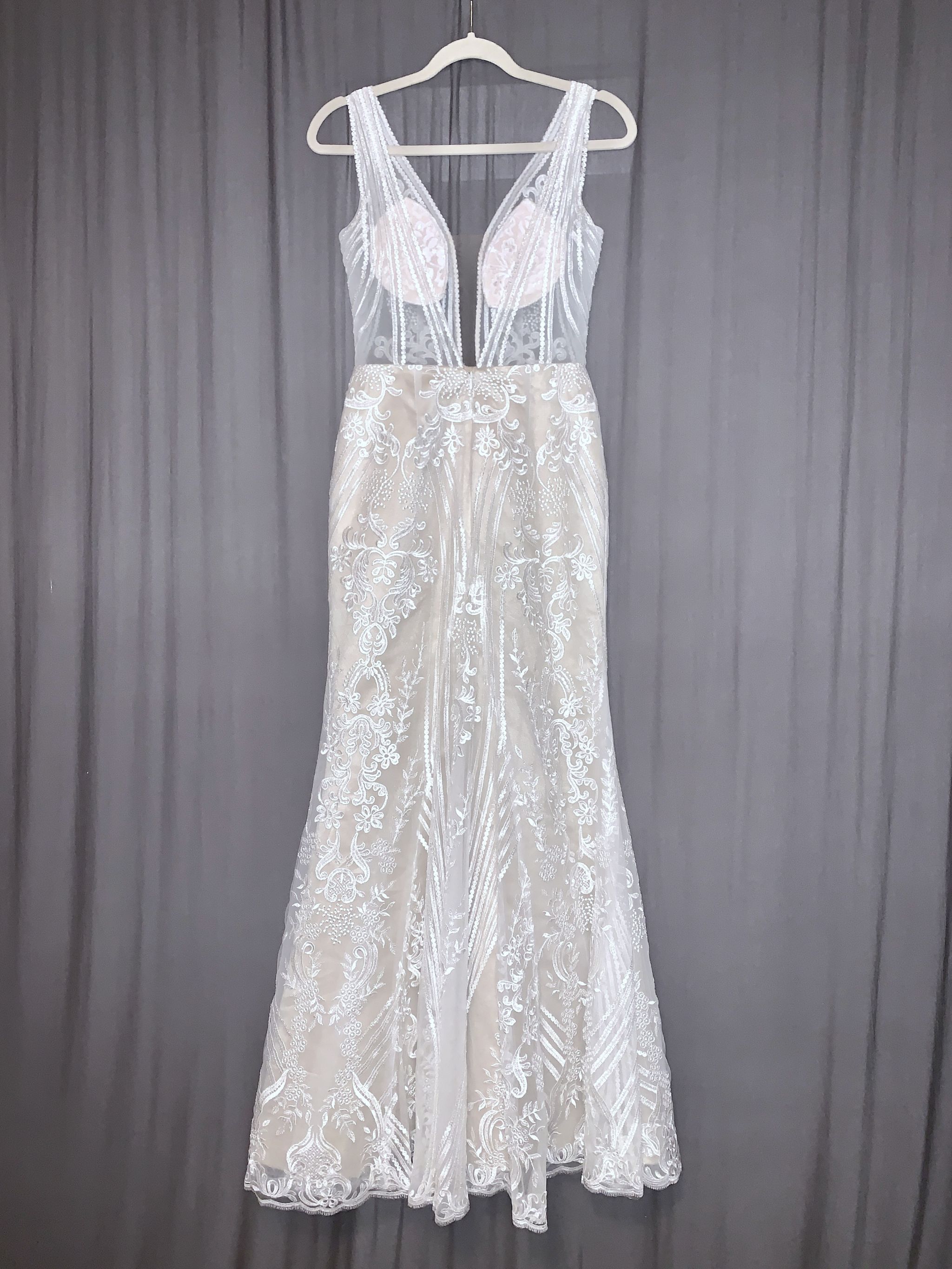 Other Linna Wang, VickyMermaidBridal, Lace Fit and Flare –  PreOwnedWeddingDresses