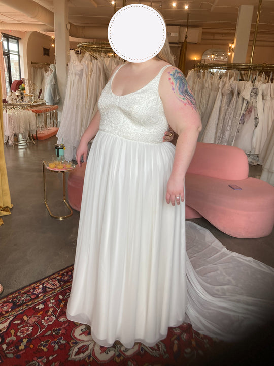 Other Halseene, Lydia