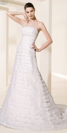 Pronovias 5002
