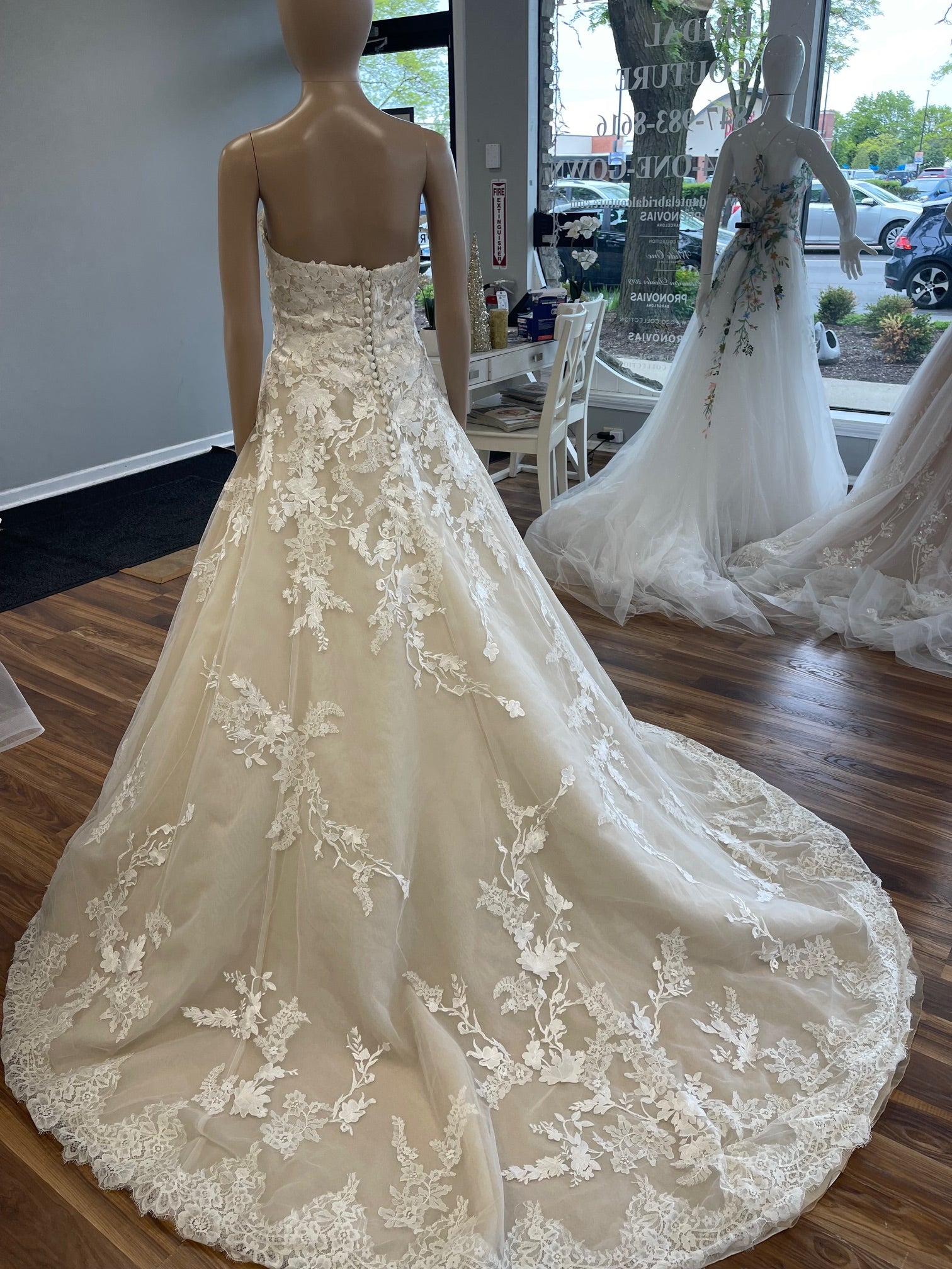 Pronovias Elcira – Nearly Newlywed