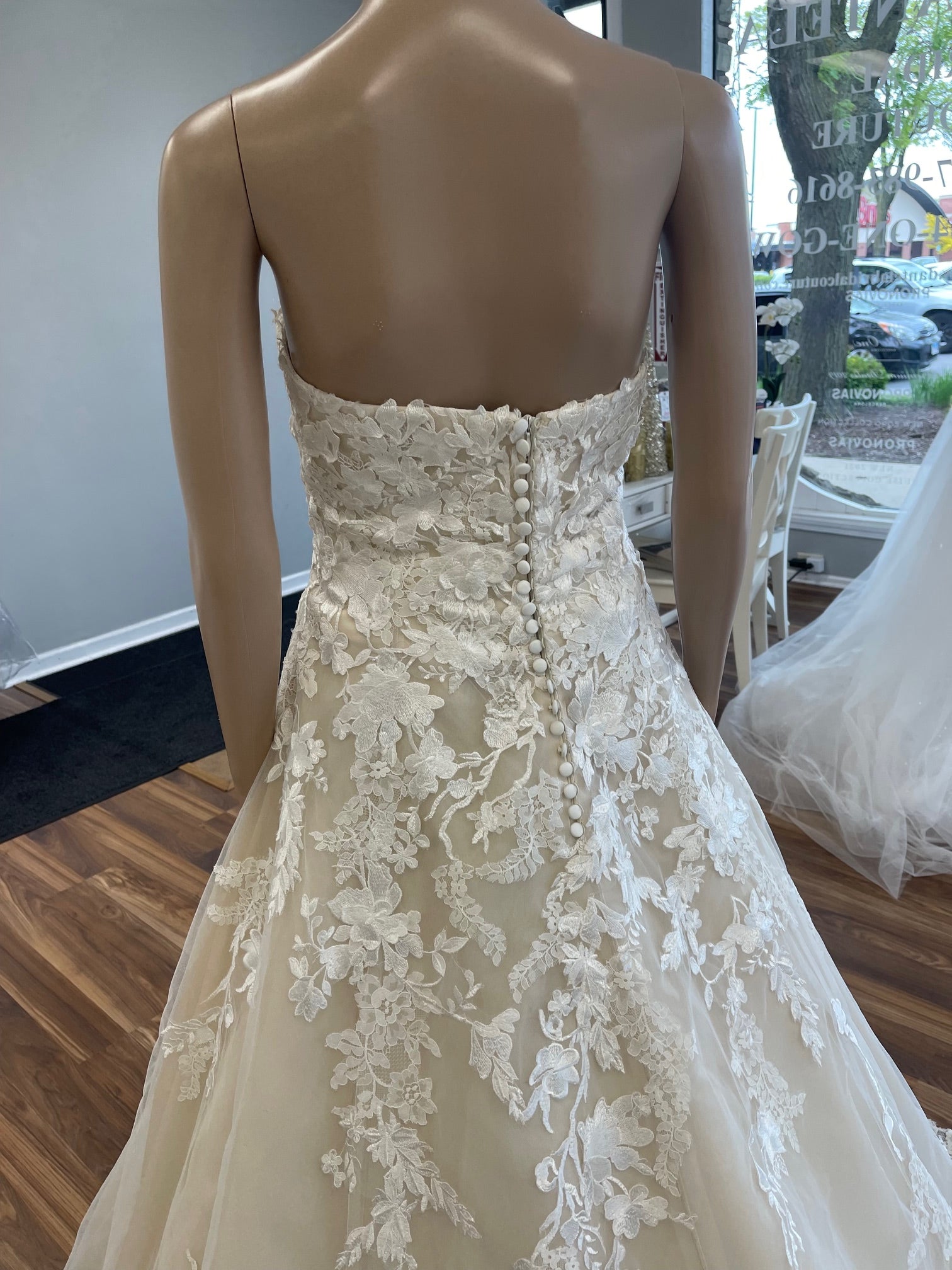 Pronovias Elcira – Nearly Newlywed