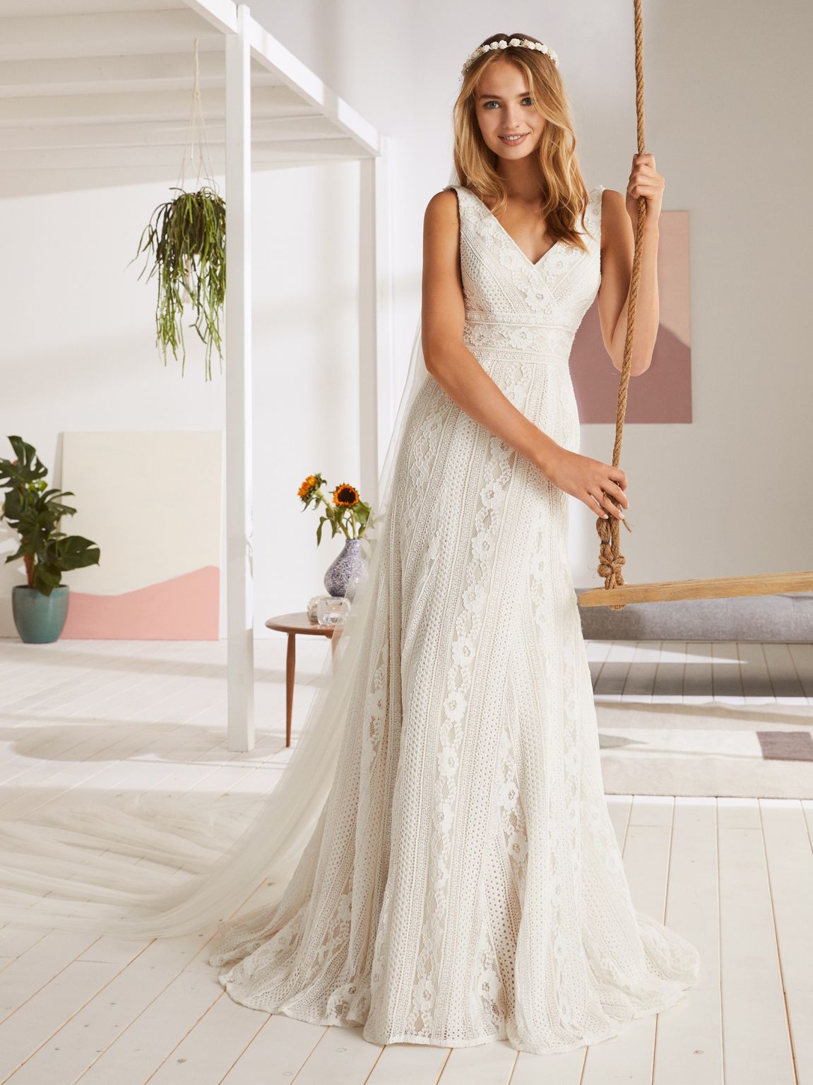 Pronovias Oporto The White One BHLDN – Nearly Newlywed Pronovias Oporto The White One BHLDN – Nearly Newlywed